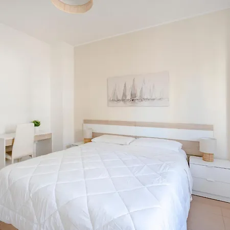Apartment Guesthost - Le Vele With Balcony *