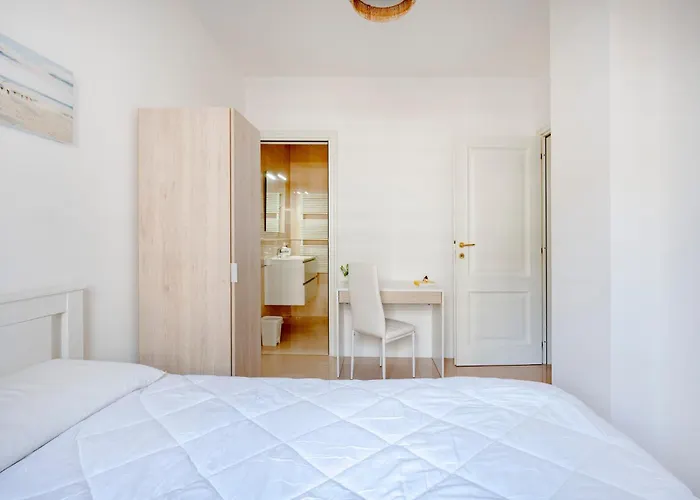 Apartment Guesthost - Le Vele With Balcony